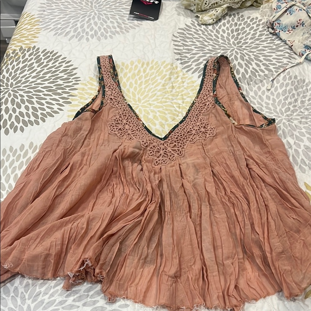 Gimmicks by BKE Pink Asymmetrical Embellished Blouse